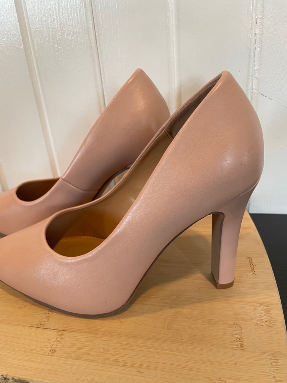 Shoe Dazzle Blush Pink Pointed-Toe High Heels